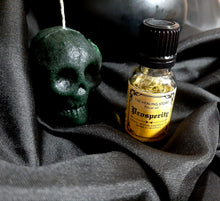 Load image into Gallery viewer, Prosperity Ritual Oil | For Hoodoo, Wicca, Conjour, Spellwork | Healing | Meditation | Aromatherapy
